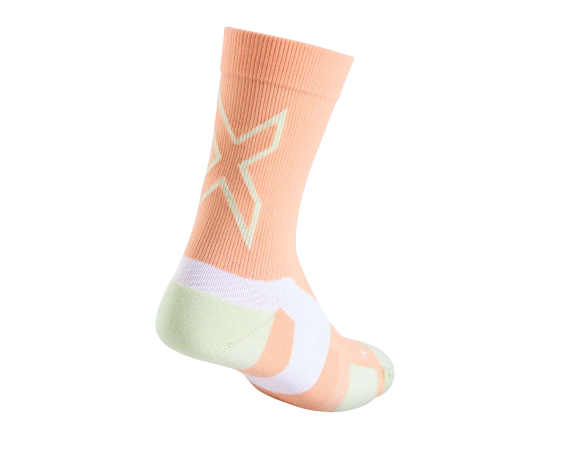 2XU Vectr Light Cushion Crew Socks