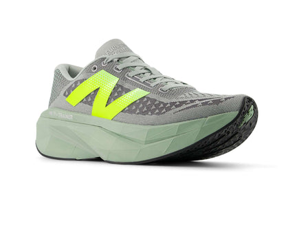 New Balance FuelCell SuperComp Trainer V3 Mens Wide Running Shoes