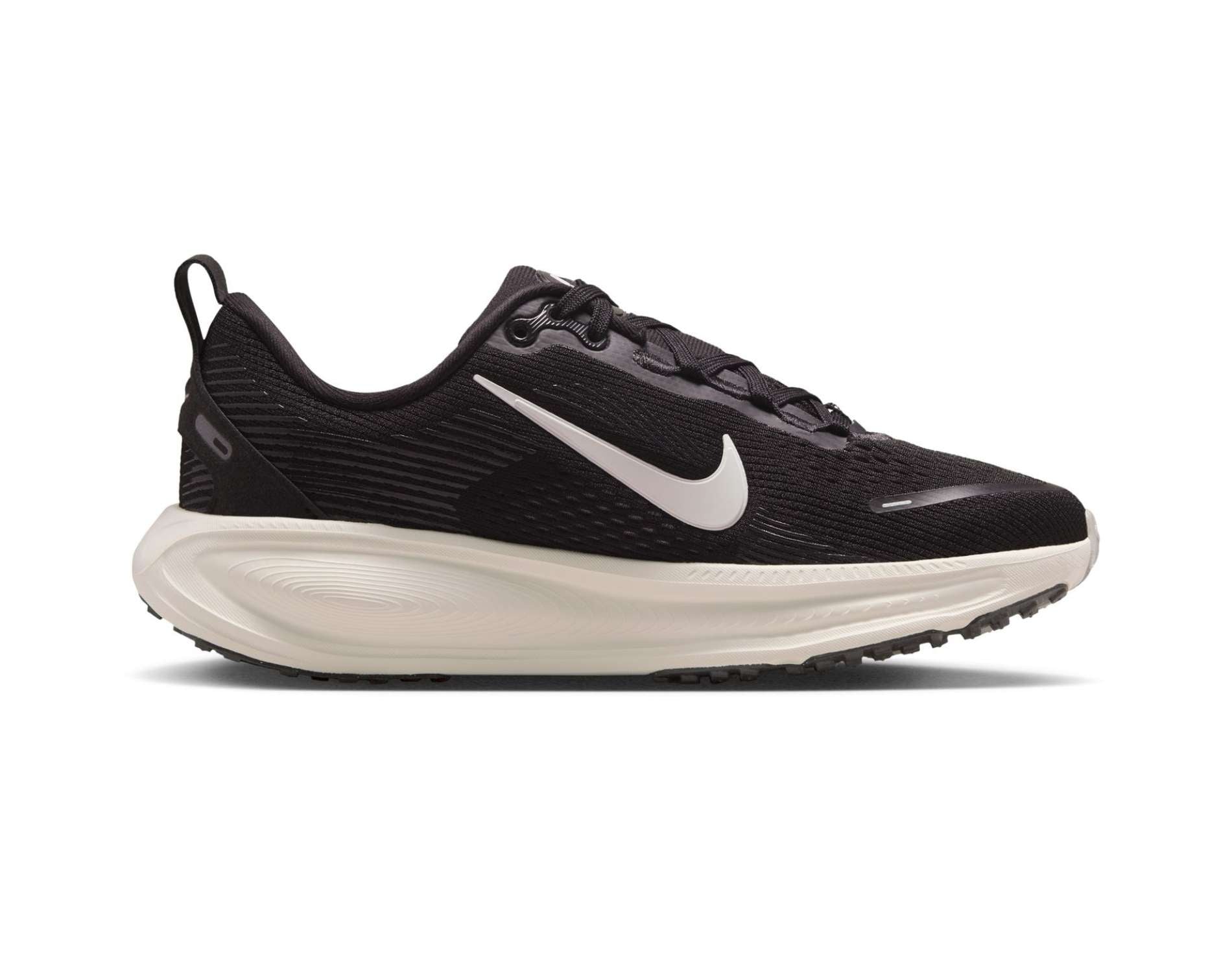 Nike Vomero 18 Kids Running Shoes