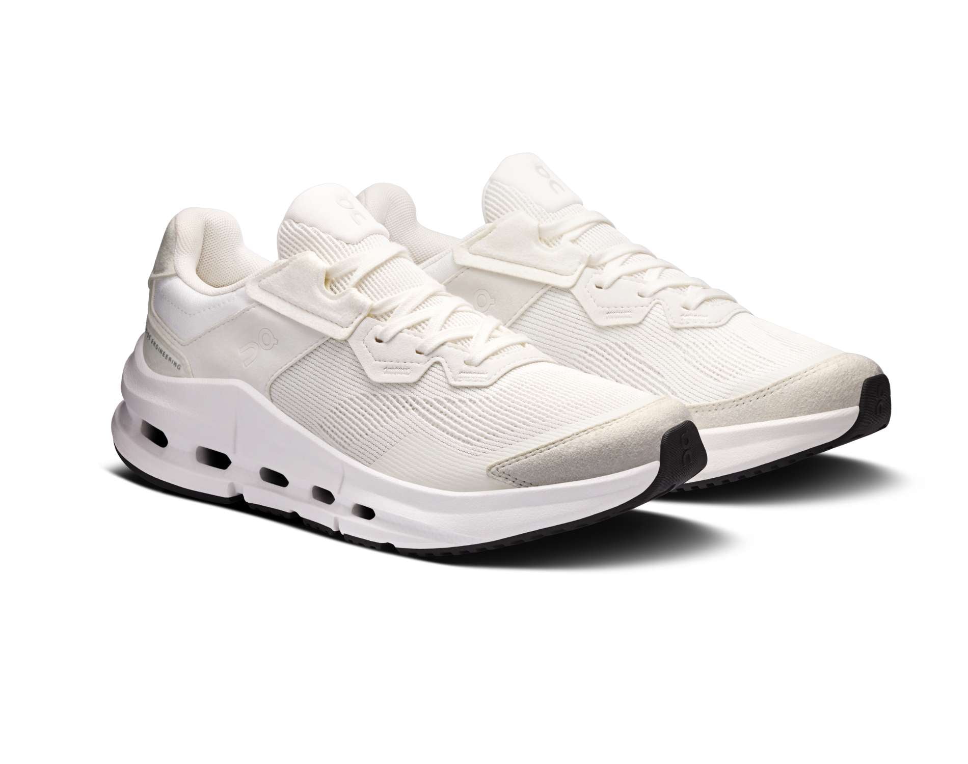 On Cloudnova Rift 1 Womens Running Shoes