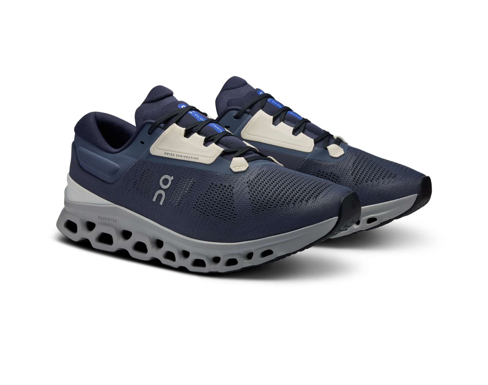 On Cloudstratus 3 Mens – Active Feet
