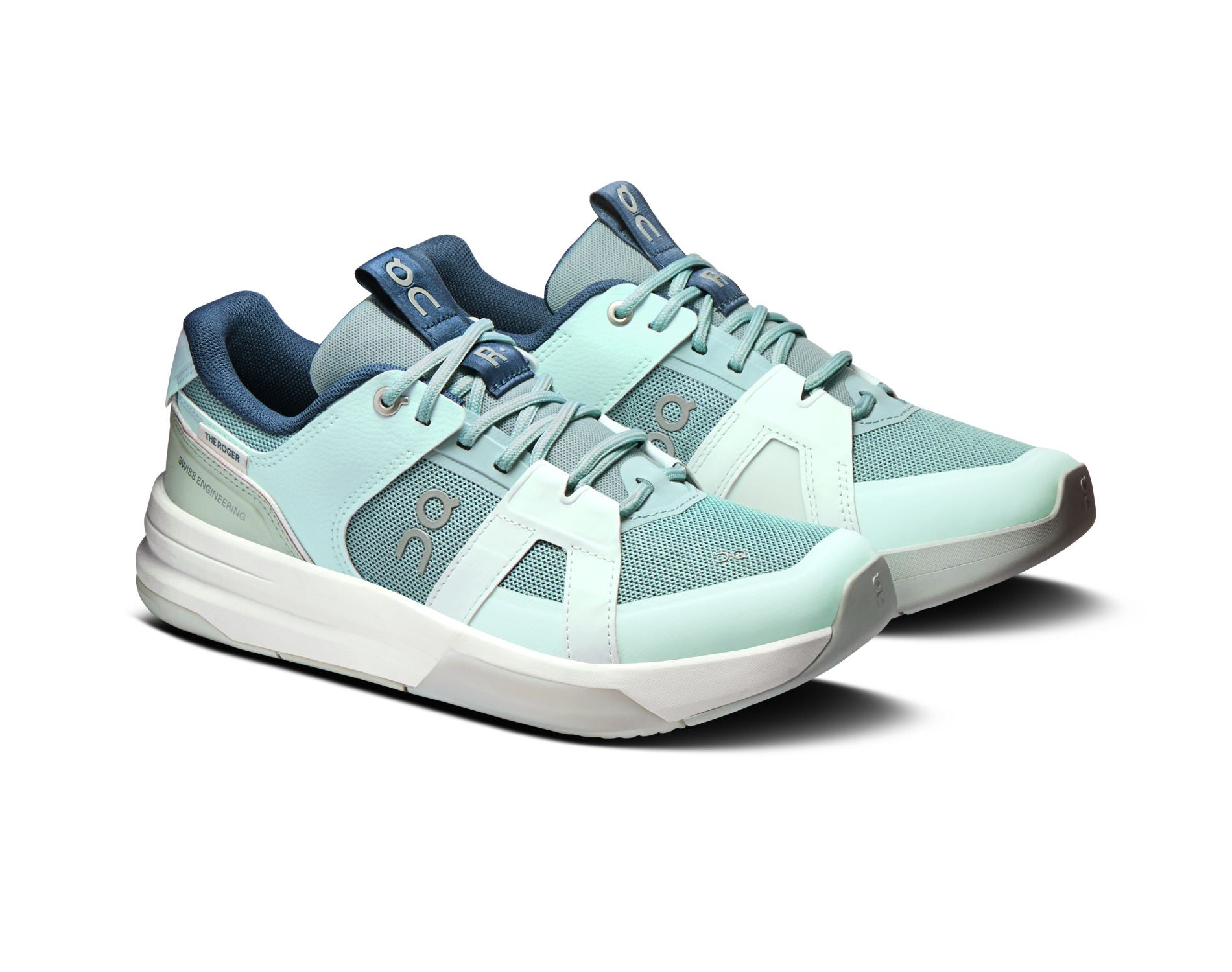 On THE ROGER Clubhouse Pro 2 Womens Tennis Shoes