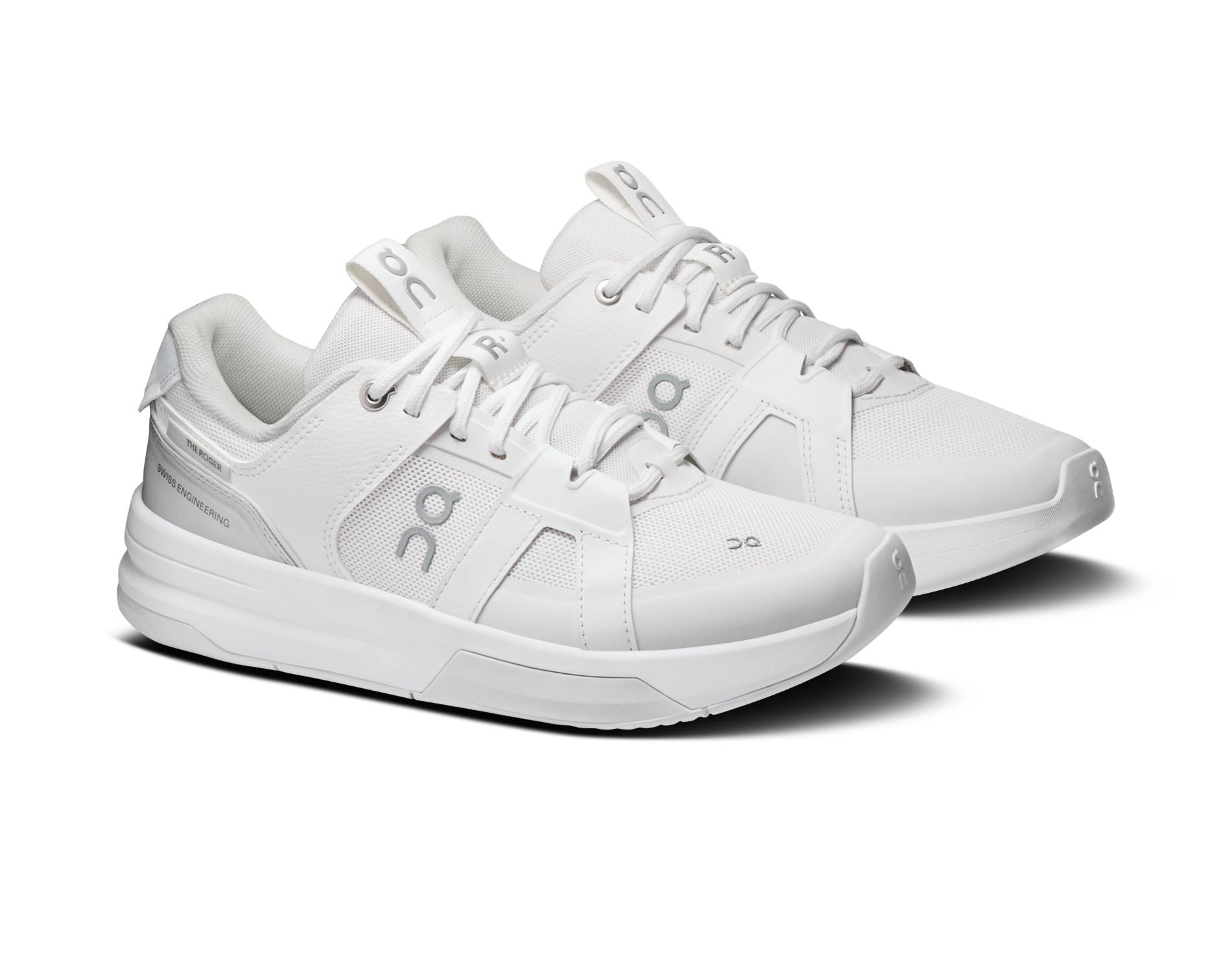 On THE ROGER Clubhouse Pro 2 Womens Tennis Shoes
