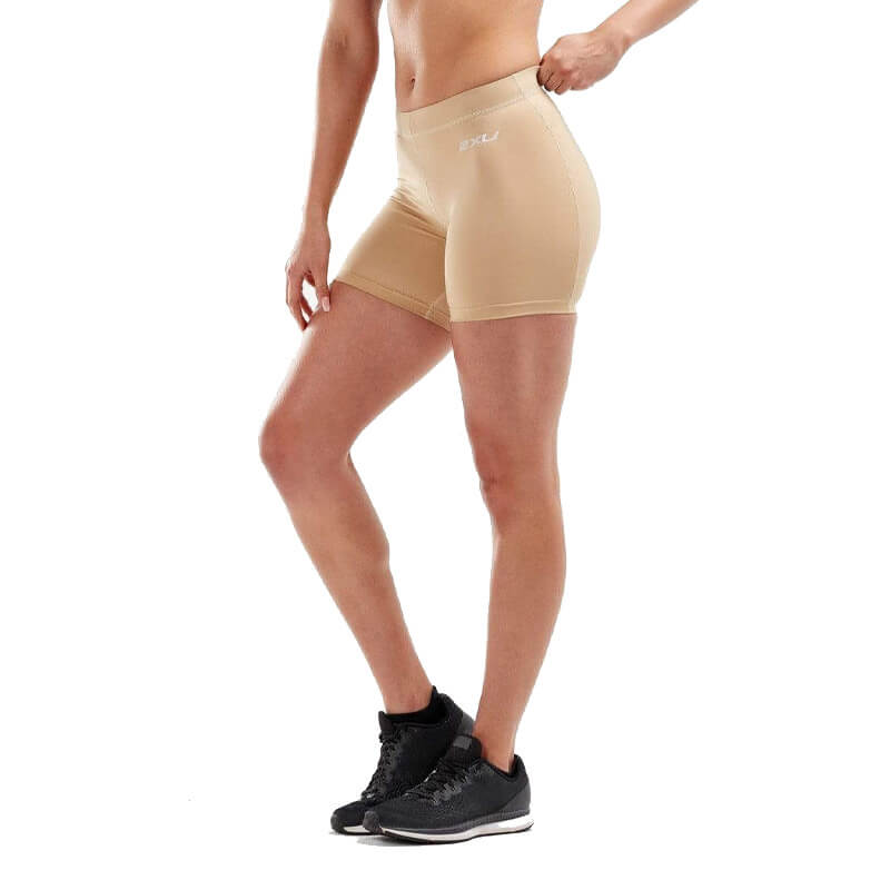 2XU Game Day 5 Inch Womens Compression Shorts - Beige/Silver
